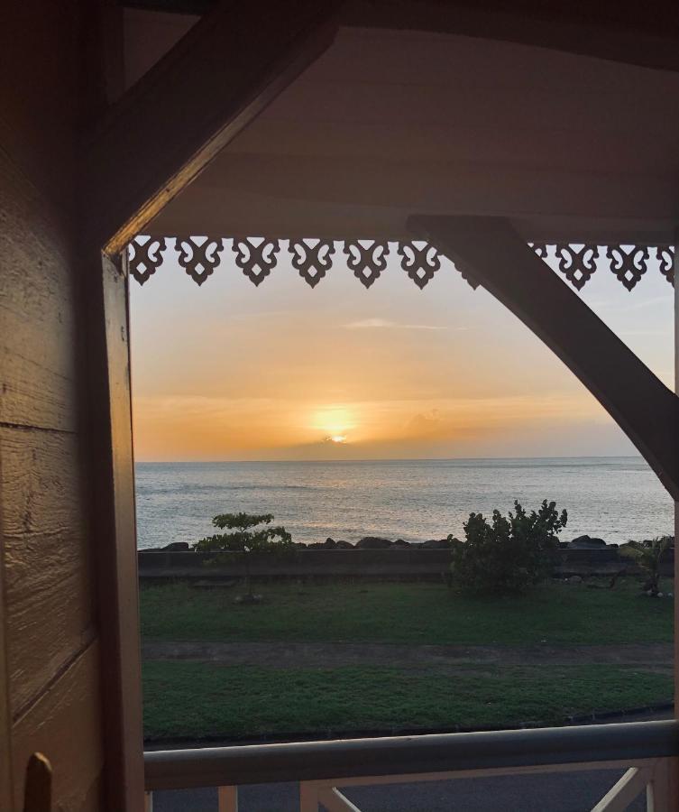 Habitation Baliache - Maison Creole Avec Jardin Privatif, Plage A 200M Deshaies Luaran gambar